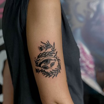 Surrealismus Tattoos