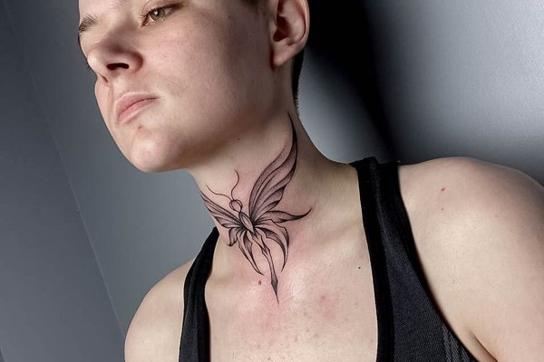 Hals-Tattoos für Frauen