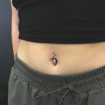 Bauchnabelpiercing